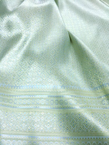 Pale Green Thai Traditional Silk Fabric 40"X70" WEDDING DRESS SKIRTS Decorate - Picture 2 of 6