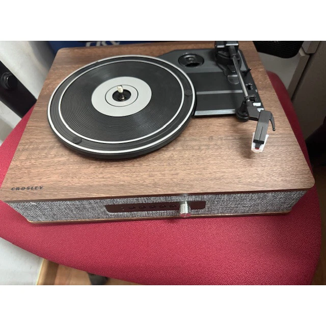 Tocadiscos Crosley CR7020A-GY Aria Bluetooth 3 velocidades Usado *SIN ALTAVOCES. - Imagen 2 de 2