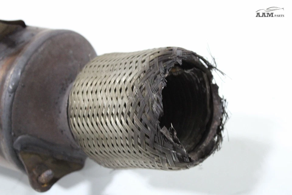 2012-2016 BMW 328I F30 2.0L I4 N20 ENGINE MOTOR EXHAUST SYSTEM MANIFOLD PIPE OEM - Image 4 of 4