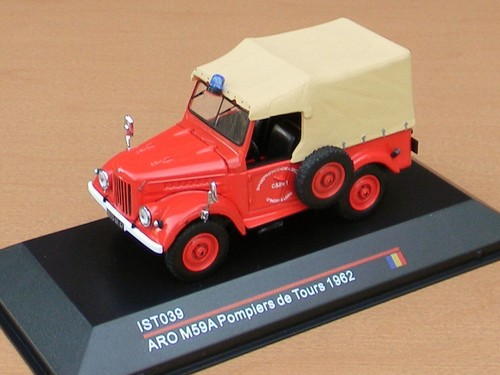Ixo IST039 ARO M59 Pompiers de Tours French fire service 1954 1:43 MIB