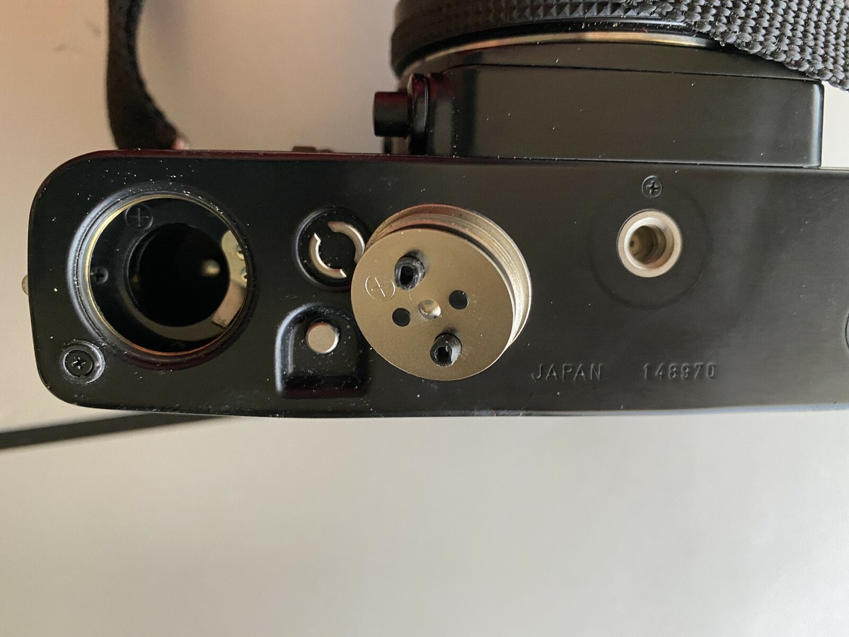 Contax RTS II Quartz Film Camera With 50mm f/1.4 Carl Zeiss Contax RTS II Quartz Film Camera With 50mm f/1.4 Carl Zeiss