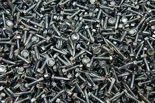 (1600) Hex Washer Head #8 x 5/8 Self-Drilling #2 Tek Screw IHW
