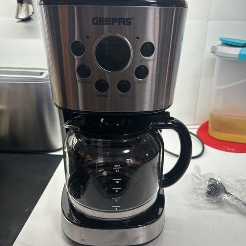 Geepas GCM41504UK 12 Tassen Filterkaffeemaschine - Schwarz