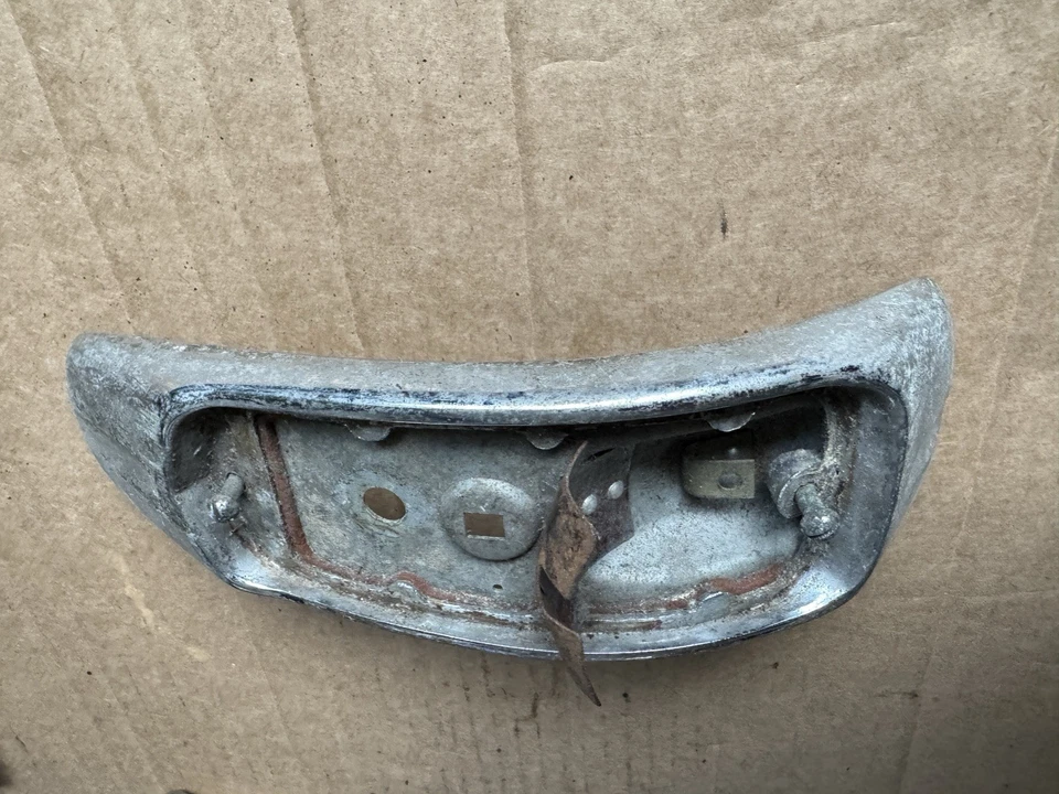 Indicador dianteiro esquerdo cromado SWF para Opel Olympia Rekord final dos anos 1950 - Imagem 2 de 4