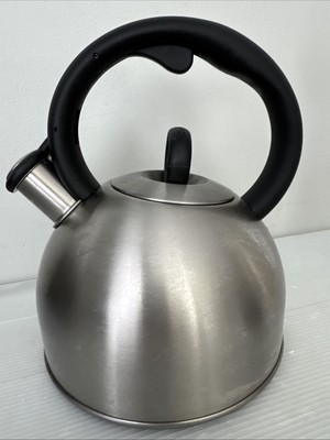 Stainless Steel Cuisinart WHISTLING Tea Kettle w/Black Handle - 2 Quart