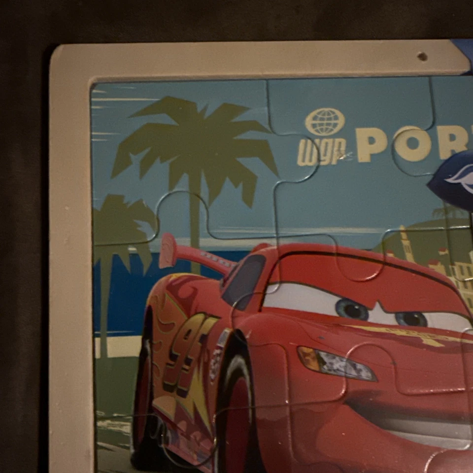 2011 Disney Pixar автомобили 2 деревянная головоломка новый - Изображение 2 из 4