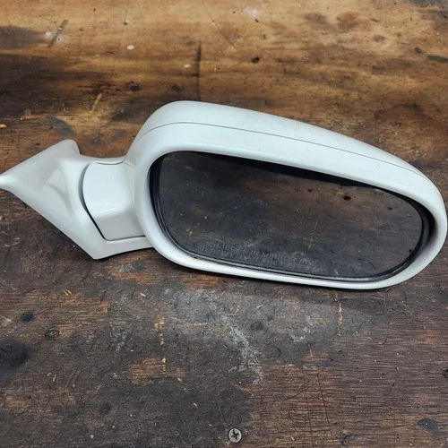 1994 - 2001 Acura Integra Front Right Passenger Side View Mirror  OEM White