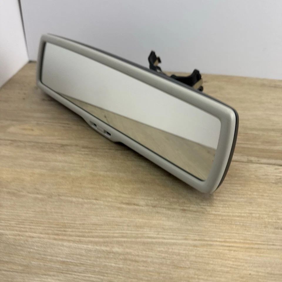 2009-2018 Volkswagen Tiguan Passat OEM 1100011 Interior Rear View Mirror - Image 2 of 4