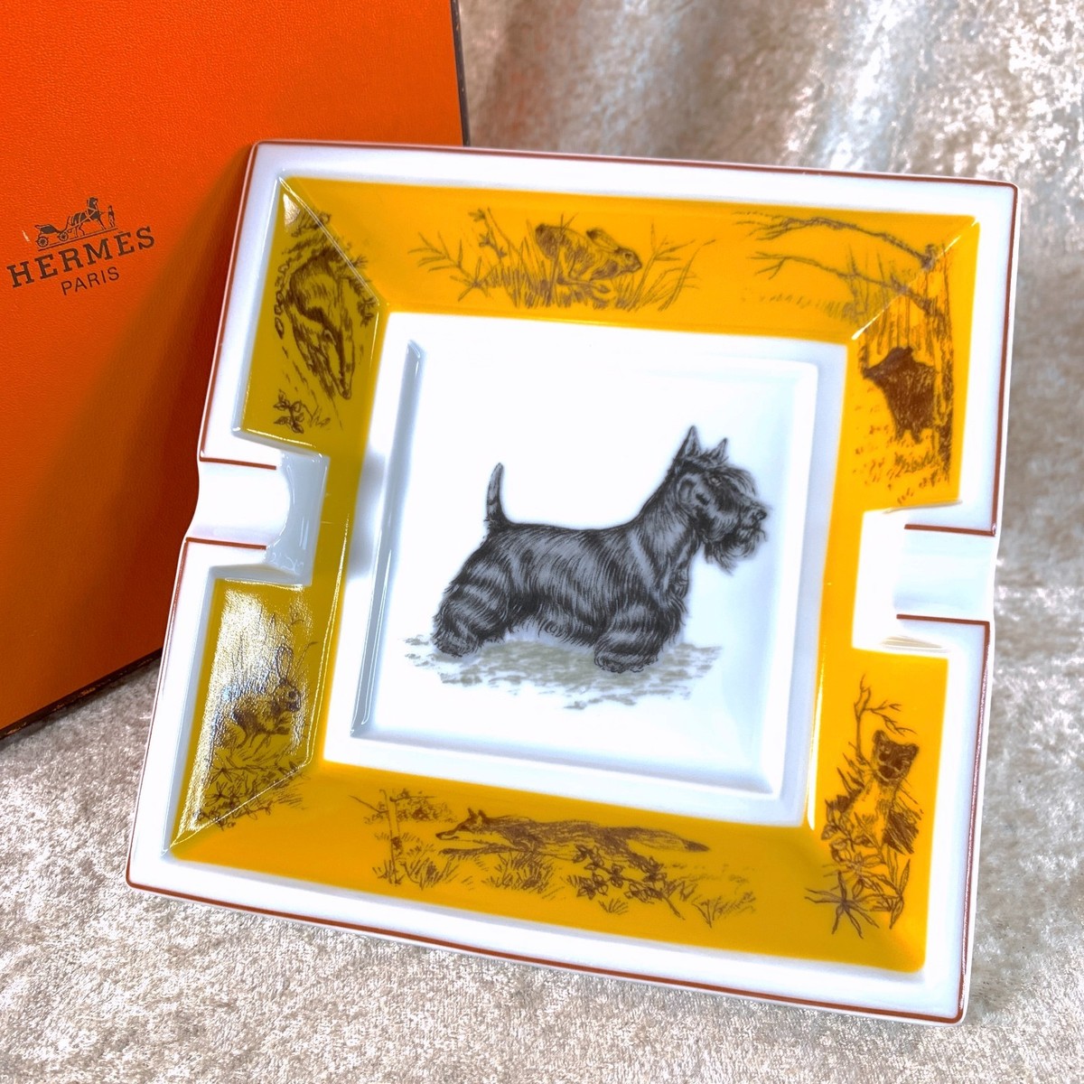 HERMES   灰皿　スコティッシュテリア Vintage Hermes Porcelain Cigar Ashtray Change Tray Scottish