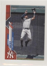 2020 Topps Mini Red 4/5 Aaron Hicks #252 y0i