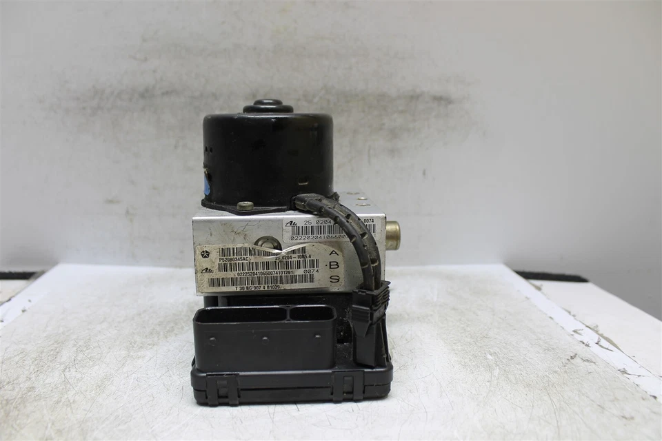 P52080345A Jeep Grand Cherokee 02-04 Control de bomba de freno antibloqueo OEM 15L1 221 Foto 4 de 4
