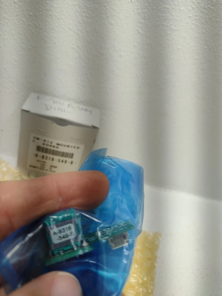 Placa de circuito montada Sony HDW-F900 90 900H SW-912 A-8316-549-B OEM esfera genuina Foto 4 de 4