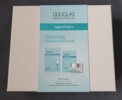 Douglas Skin Focus Aqua Perfect hydrating skincare routine set Geschenk-Set
