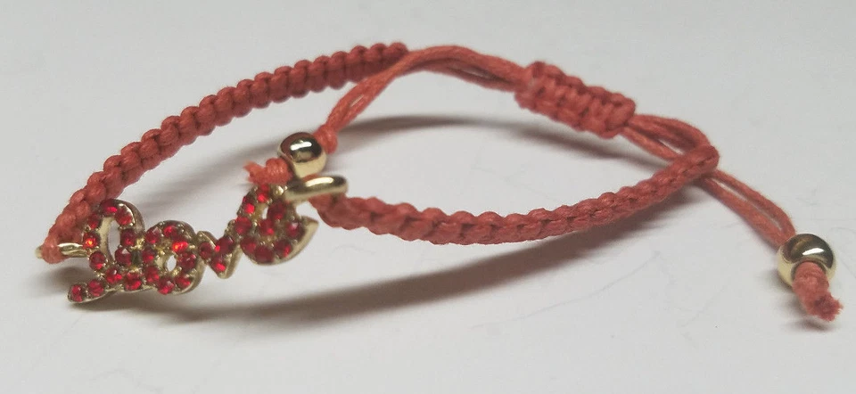 PULSERA CUERDA TRENZADA CON DIJE DORADO Moda "AMOR" con ESTRÁS ROJO RUBÍ Nueva Foto 3 de 4