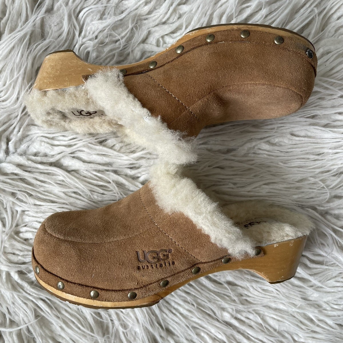 UGG Kalie Chestnut Suede Y2K Sheepskin Lined Wood Sole Mule Clogs 5426 Size 