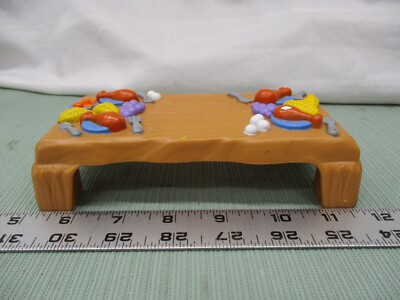 Fisher Price Little People Mayflower Thanksgiving Food Table Turkey Dinner  Toy