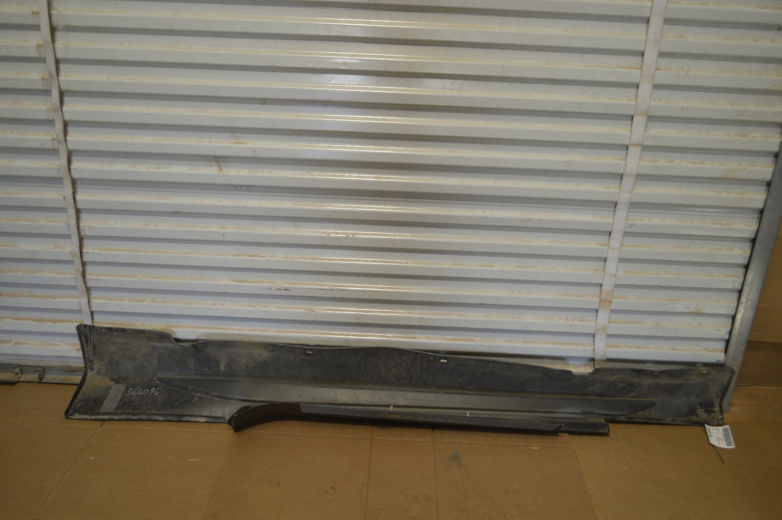 2008-2012 MASERATI GRANTURISMO S RIGHT PASSENGER SKIRT ROCKER MOLDING PANEL OEM