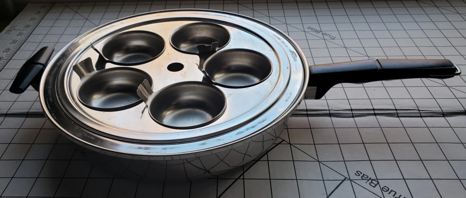 NU-WAY VACUMATIC VOLLRATH 304-S STAINLESS 11.5" DIA FRY PAN, EGG POACHER,LID