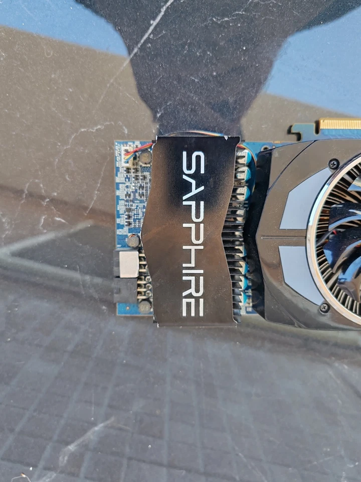 Sapphire Toxic vapor-x Ati Radeon HD 4870 512MB - Immagine 2 di 4