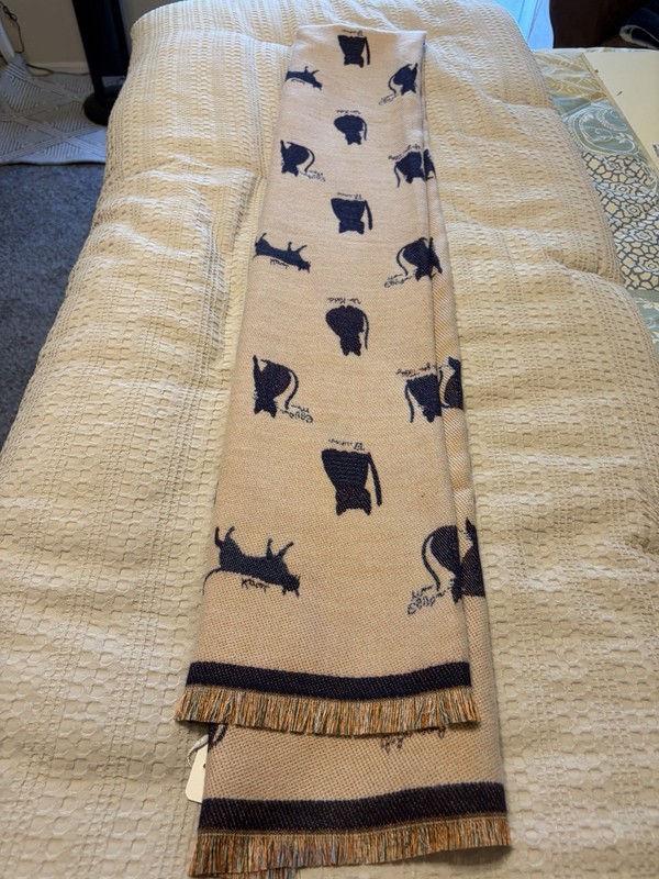 Camille & Co Women's Beige/Navy Cat Print Cat Theme Fringe Scarf Wrap