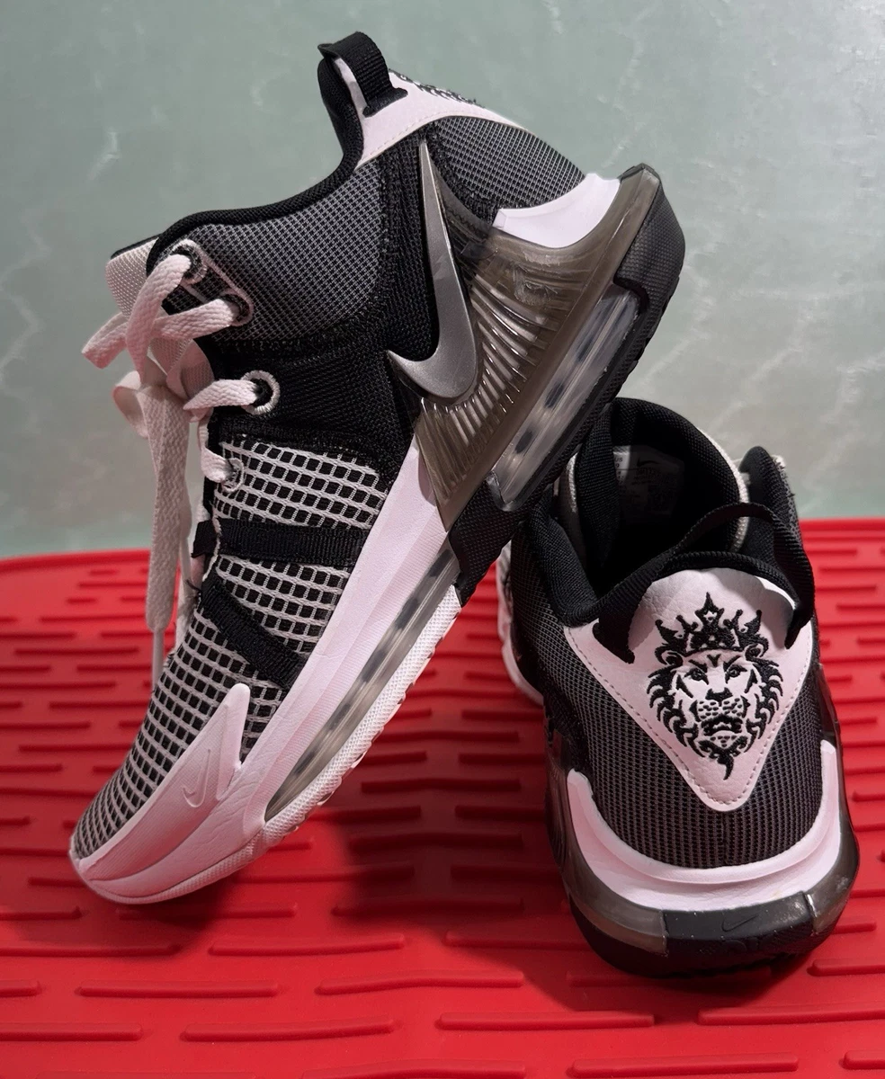 Preços baixos em Nike LeBron Witness 7 White Black | eBay