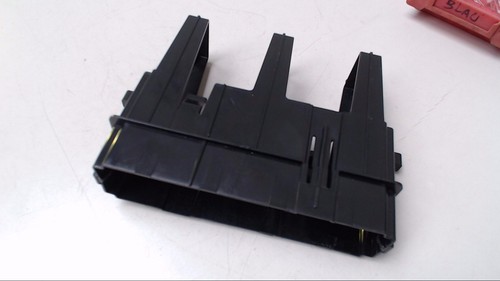 Halter Halterung Motorsteuergerät Mercedes-benz C 220 T CDI Bj 2006 203 2117437