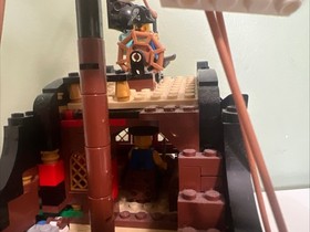 LEGO Creator 3-in-1 Pirate Ship 31109 Set