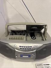 Vintage Sony CFD-S26 AM/FM Radio CD Cassette Recorder Boombox Mega Bass Works