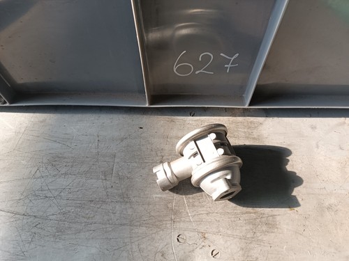 Passat 3BG A4 Sekundärluftpumpe 06B131351A Sekundärluftventil AGR Ventil