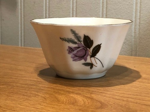 Vintage ROYAL GRAFTON Sugar Bowl & Milk/Cream Set made of Fine Bone China - MINT - Picture 5 of 8
