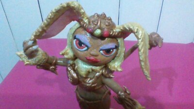 CUSTOM QUEEN MIYARABI SCULPTURE (King Caesar's Sister) PleaseRead description