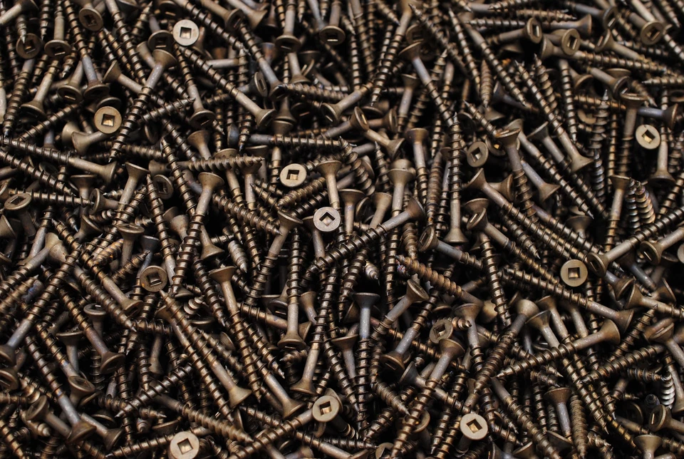 LEXAR INDUSTRIAL (900) Square Drive Flat Head 8 x 1-1/2 Particle Board Wood Screws Plain #8