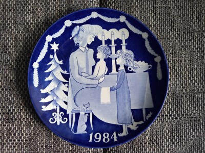 Stig Lindberg Gustavsberg Sweden. Christmas plate. Decor Plate 1984. D-21,7cm.