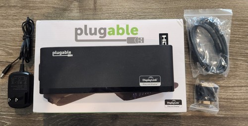Plugable UD-3900H USB 3.0 6-Port Dual Monitor Horizontal Docking Station - 第 1/2 張圖片