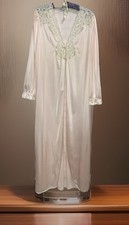 Vtg Vanity Fair Long Peignoir Robe Gown Lace Silky Nylon Usa Made Pink Large