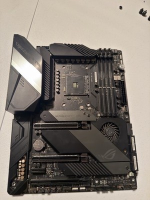  ASUS ROG Crosshair VIII Hero (Wi-Fi) X570 AMD AM4 ATX Motherboard  | Used
