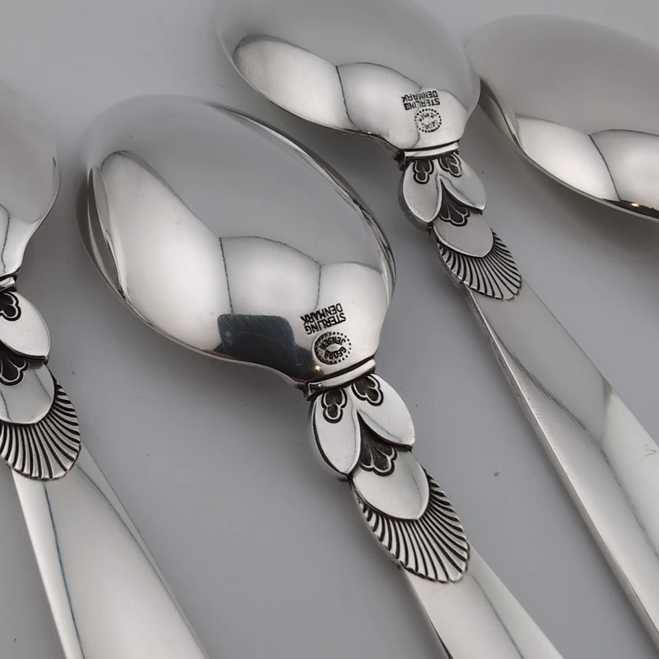 Cucharas de postre para sopa ovaladas de plata esterlina Georg Jensen Cactus - 6 3/4" - Juego de 4 Foto 3 de 3