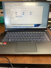 MSI Modern 15 AMD Ryzen 7 5700U (1.80GHz) 16GB RAM 512 GB SSD