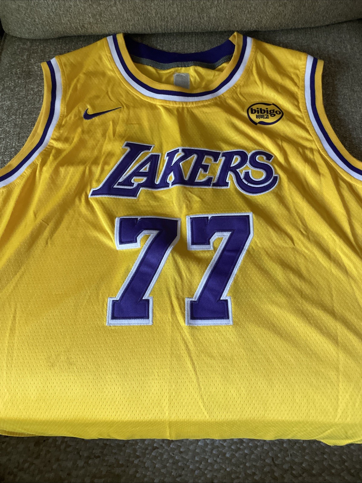 Picture 1 of 4