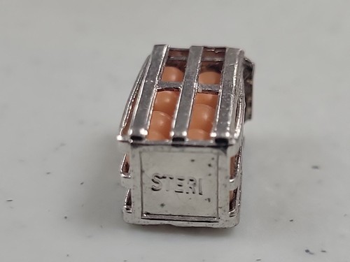 Vintage 3D STERLING SILVER Crate of ORANGES Florida Charm - Picture 3 of 3