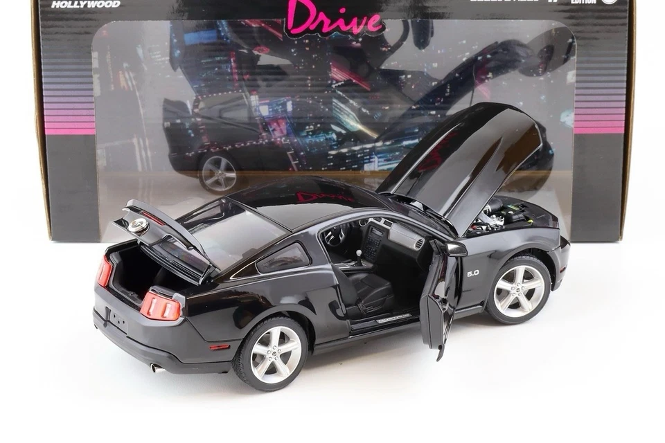 Ford Mustang GT 2011 5,0 coche de película Black Drive 1/18 Greenlight vendedor de Estados Unidos ¡difícil de encontrar! Foto 2 de 4