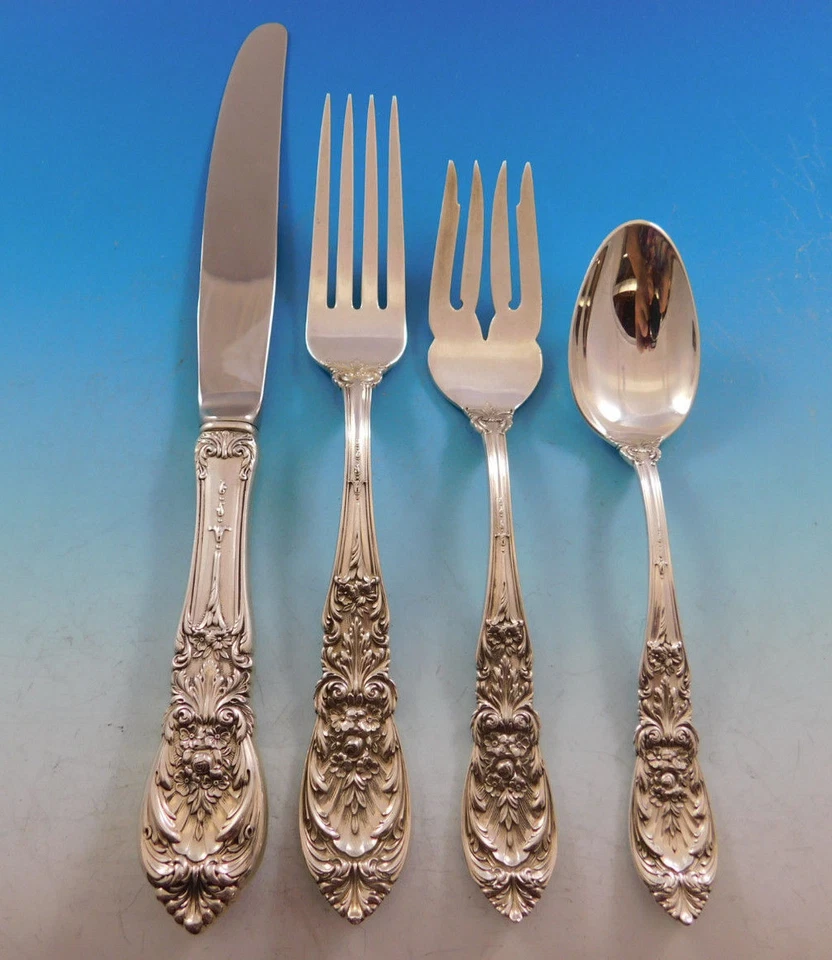 Juego de cubiertos Richelieu by International de plata de ley para 8 servicio 54 piezas Foto 3 de 4