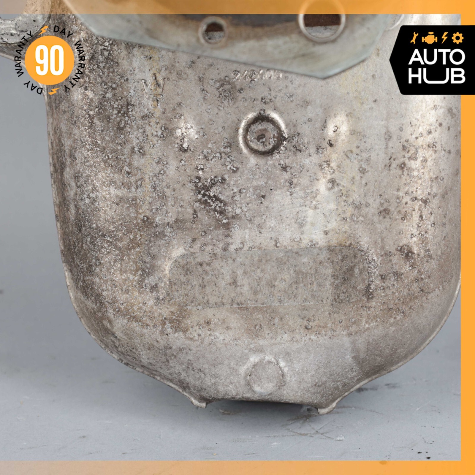 03-10 Maserati Quattroporte M139 Front Right Side Spindle Knuckle Hub OEM