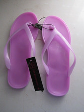 New Womens No Boundaries Beachwear Flip Flops Sandals Size 6 Purple