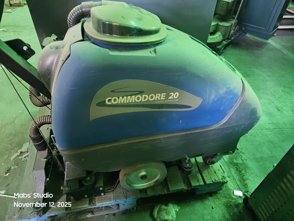 Fregadora de piso comercial Windsor Commodore 20 - Foto 3 de 4