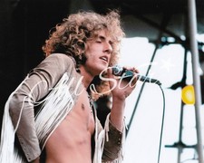 THE WHO - Roger Daltrey Unsigned Photograph 01