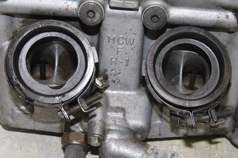 02-09 HONDA INTERCEPTOR 800 VFR800 OEM MOTOR DELANTERO EXTREMO SUPERIOR CULATA Foto 3 de 4