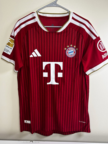 BAYERN MUNICH 2026/2027 HARRY KANE #9 SIZE M PLAYER VERSION