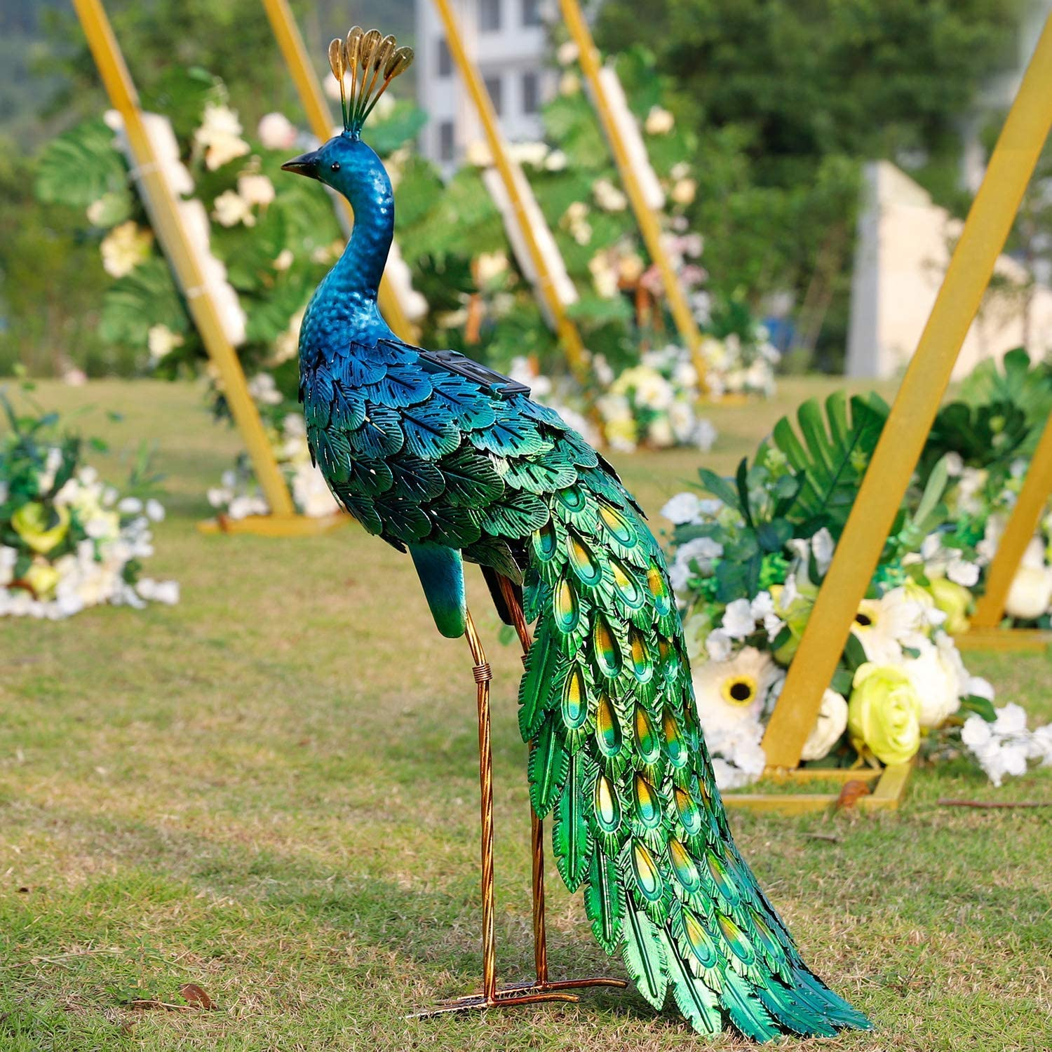 Outdoor Solar Peacock Statue Garden Decor Metal Yard Art for Lawn Backyard Party