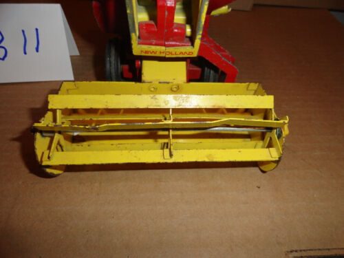 1/32 new holland combine parts - Picture 3 of 5